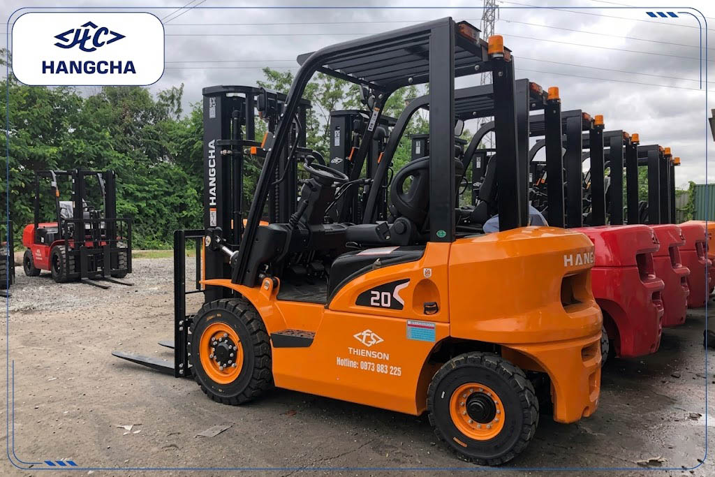 Xe nâng dầu 2 tấn dòng X được trang bị đầy đủ các tính năng an toàn