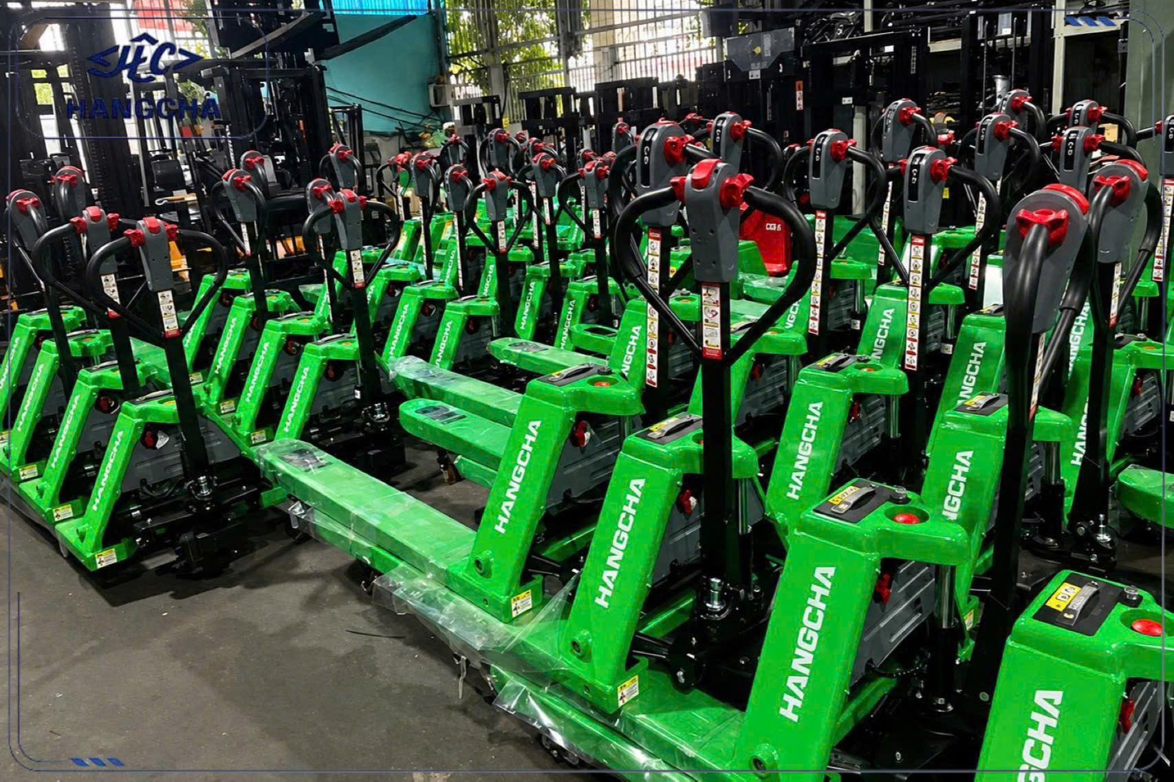 Xe nâng tay điện thấp 2 tấn