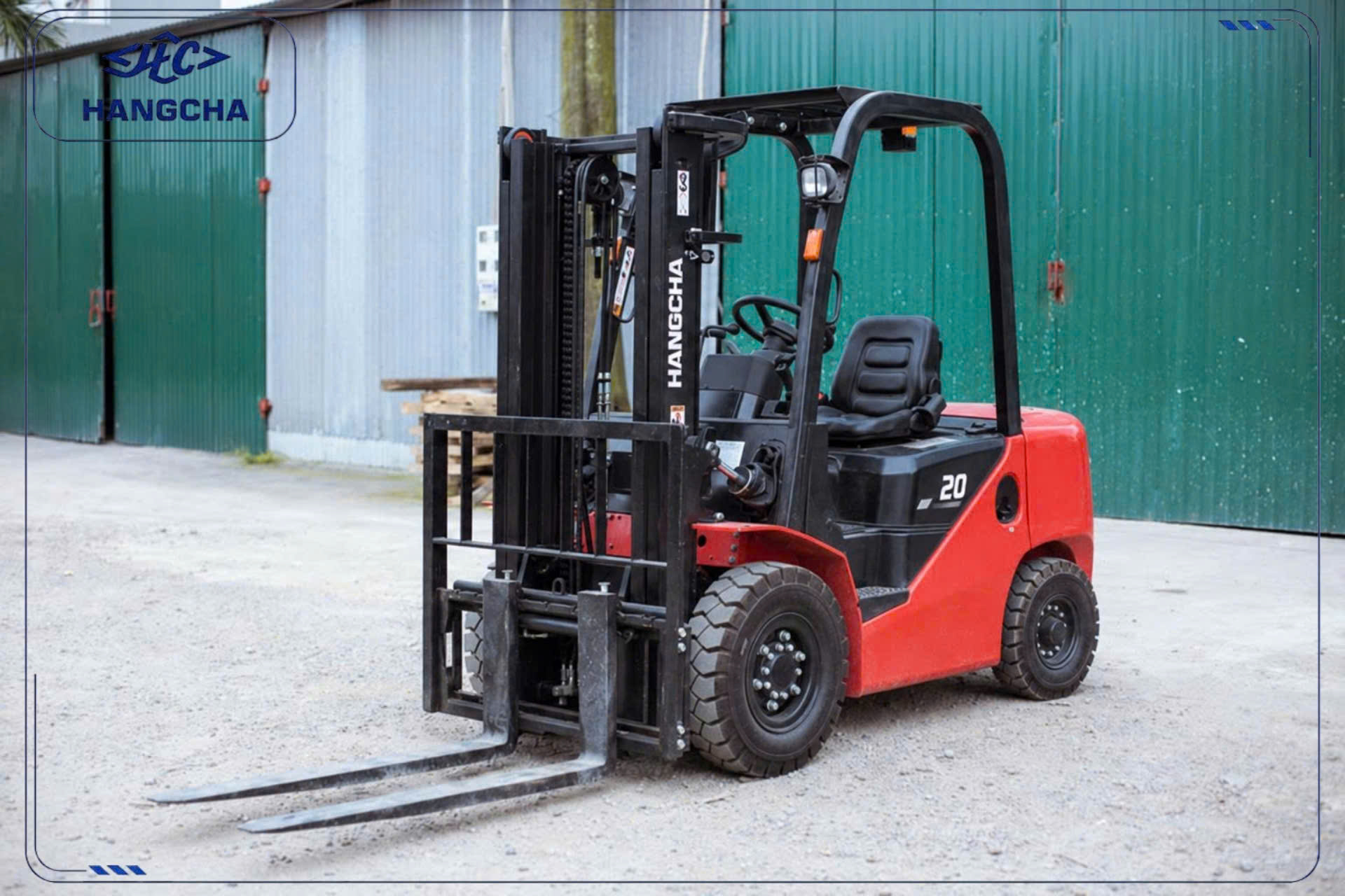 Xe nâng dầu 2 tấn dòng XF